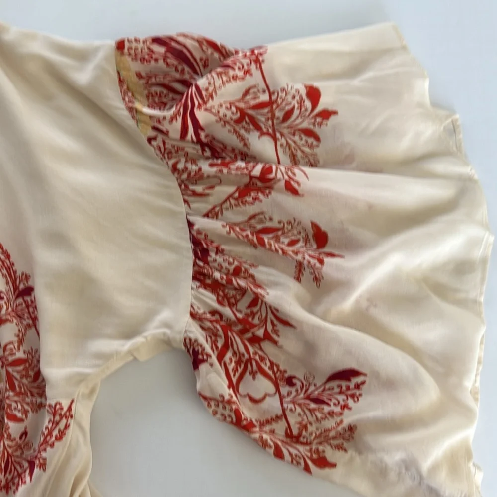 Free People Elegant Cream and Red Patterned Blouse size Small - Picture 6 of 9